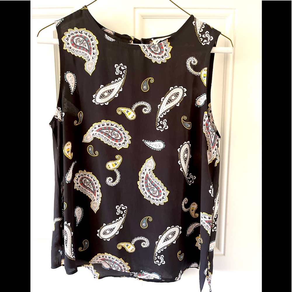 LOFT sleeves top